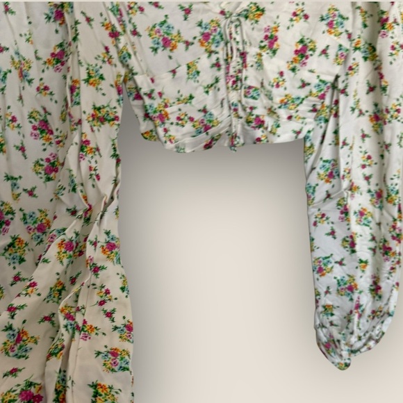 For Love & Lemons | Tanya | Crop Top XS White Floral Satin Puff Sleeve Blouse - Picture 9 of 14